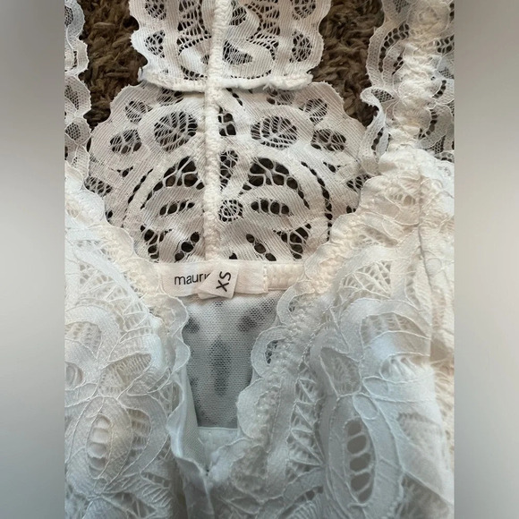 Lace bralette - Picture 2 of 3